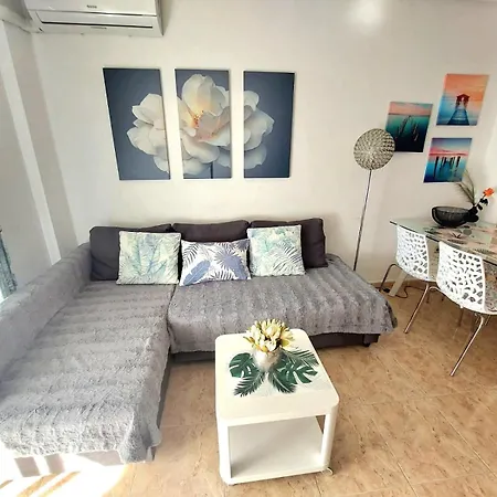 Apartamento Sunny In ,100 Meters From Locos Torrevieja