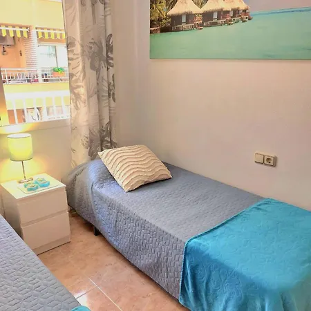 Sunny In ,100 Meters From Locos Apartamento Torrevieja